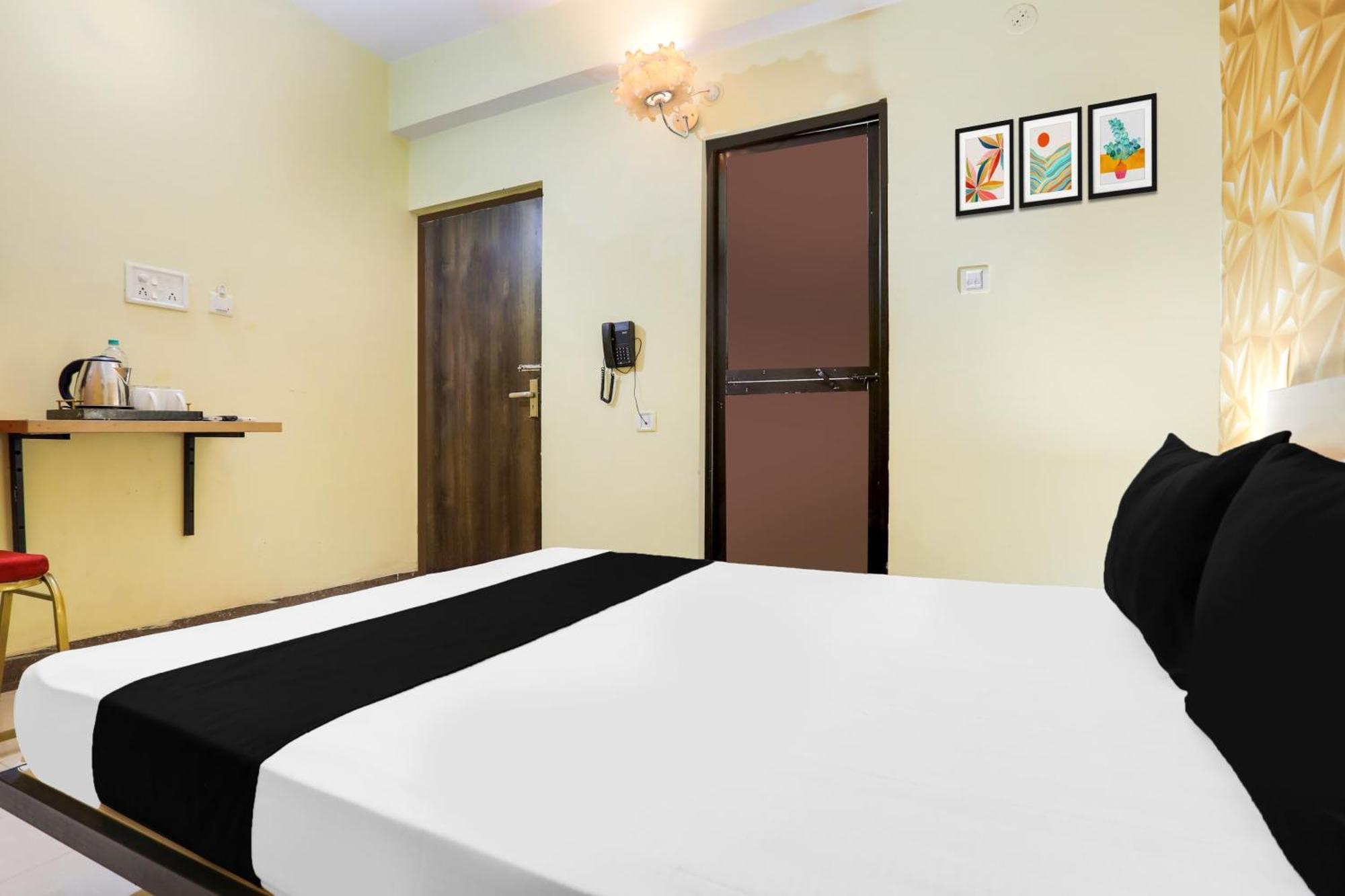 Super Hotel O Janki Path Lekha Nagar Danapur Exteriör bild